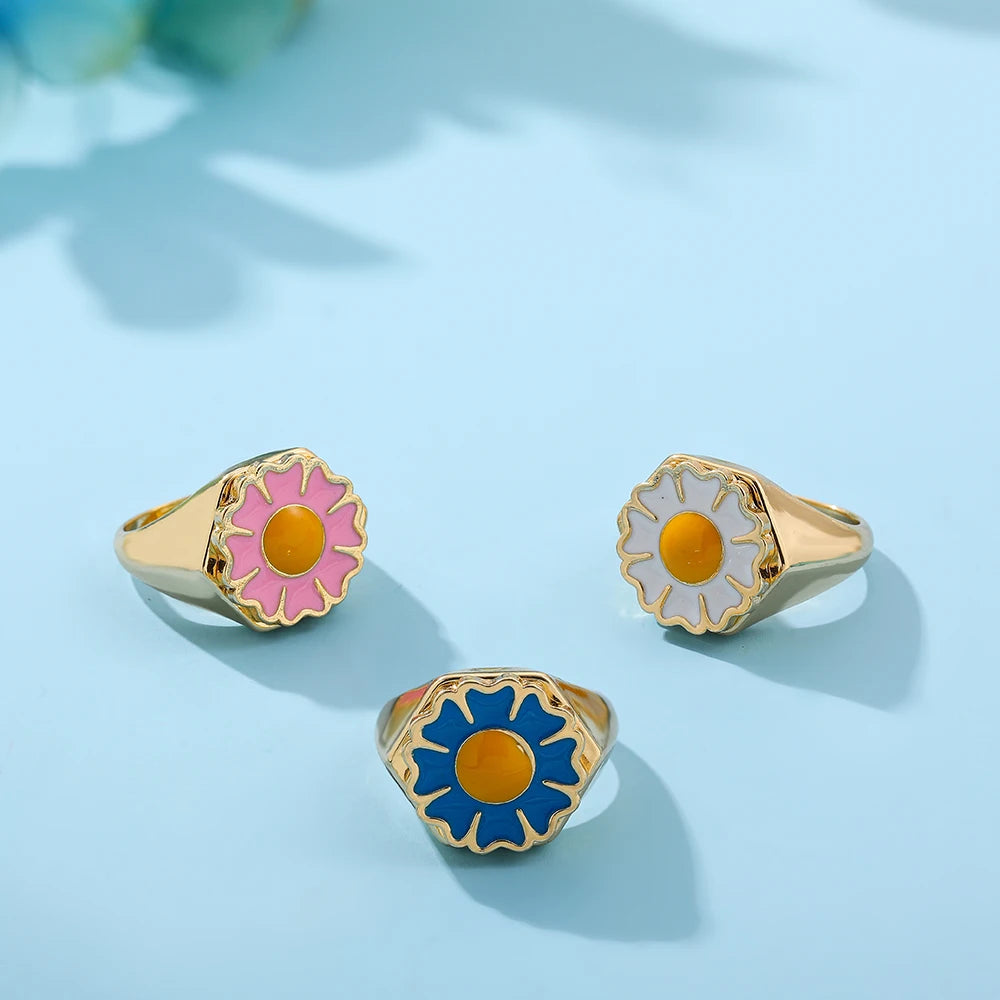 Aesthetic Colorful Eyes Love Heart Rings