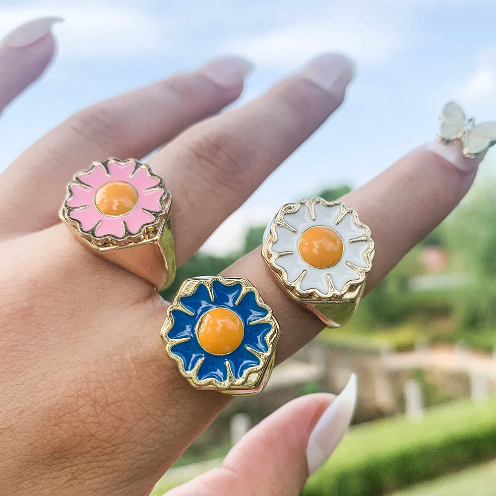Aesthetic Colorful Eyes Love Heart Rings