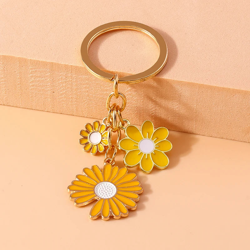Cute Enamel Daisy Flower Keychain