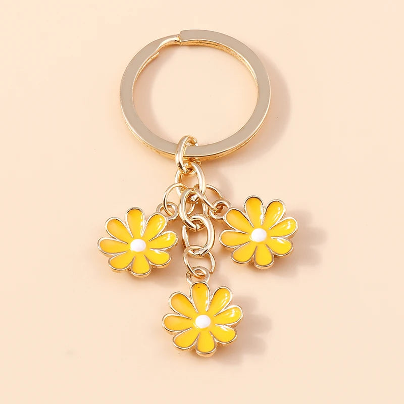Cute Enamel Daisy Flower Keychain