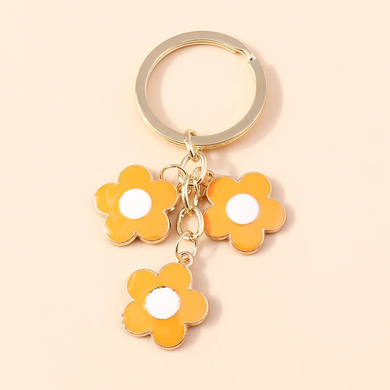 Cute Enamel Daisy Flower Keychain