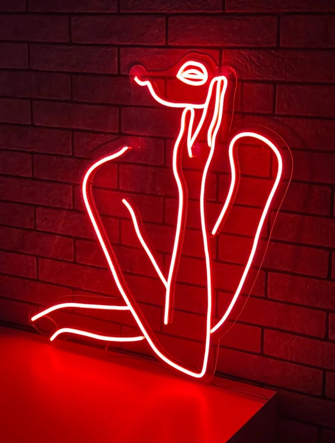 Hugging Neon Sign