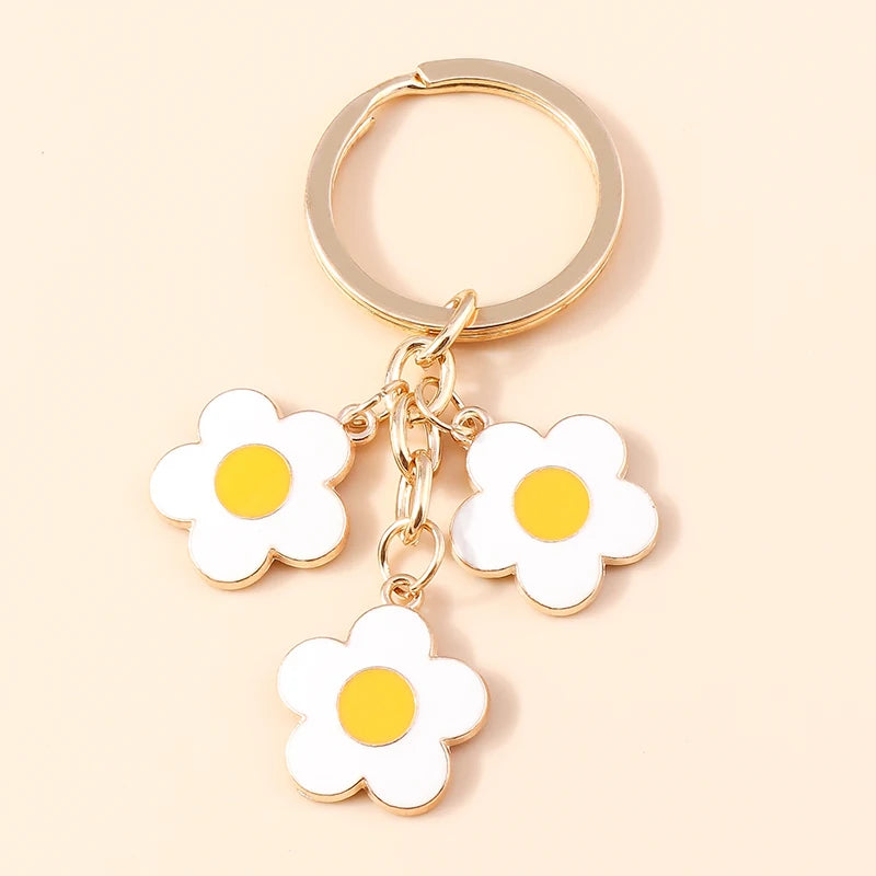 Cute Enamel Daisy Flower Keychain