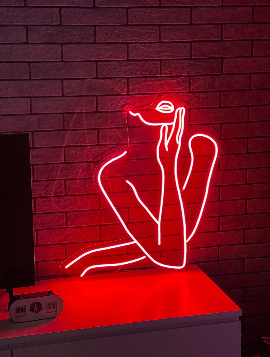 Hugging Neon Sign