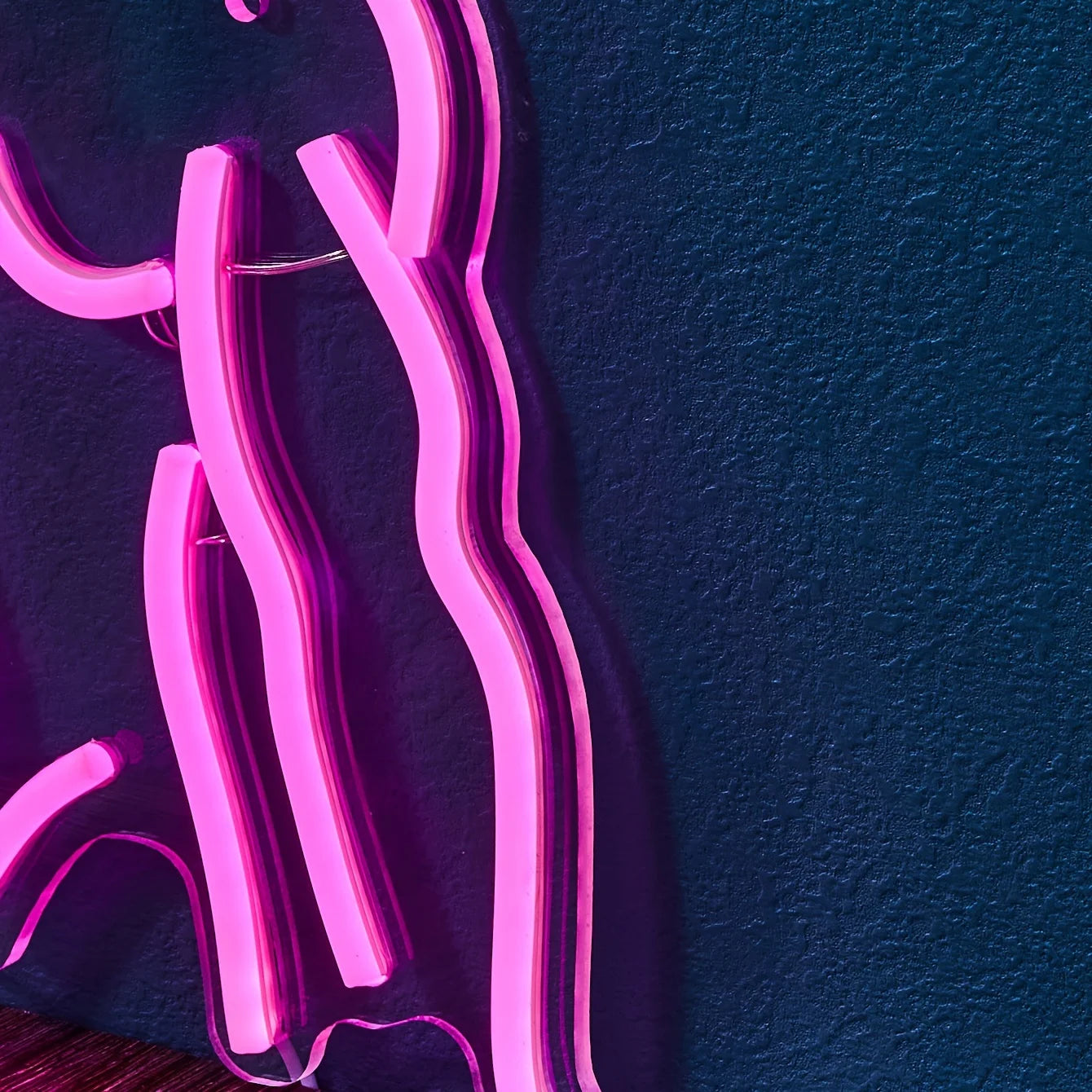 Muscle Back Neon Sign