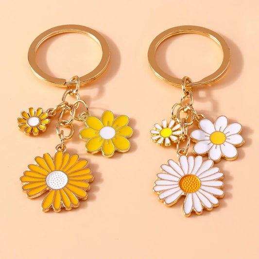 Cute Enamel Daisy Flower Keychain